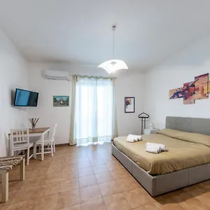 https://street-art-house.taorminaitalyhotels.com